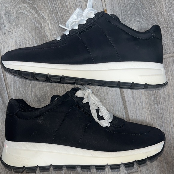 Prada sneakers - Picture 2 of 8